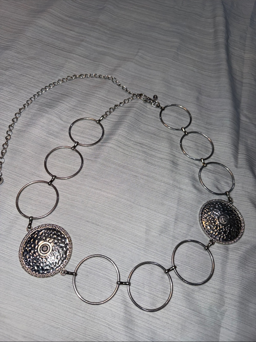 Silver Tone Circular Link Necklace with Textured Medallions